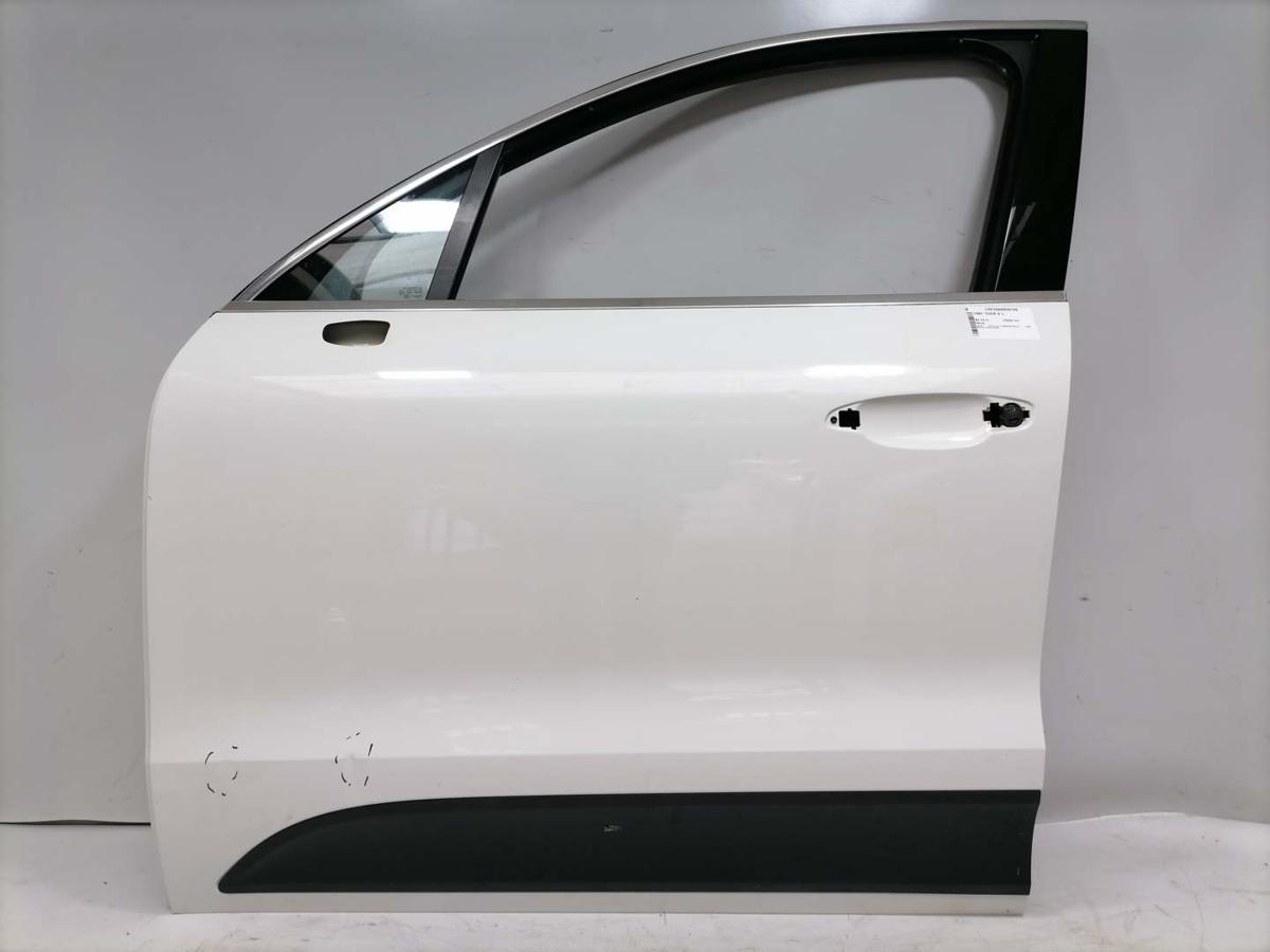 Porsche Macan original T&uuml;r vorn links Rohbau mehrere kleine Besch&auml;digungen Bj.2015